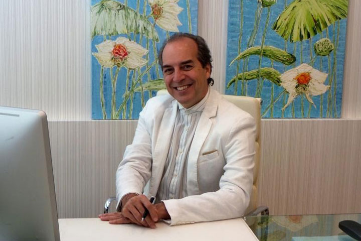About Dr Marco